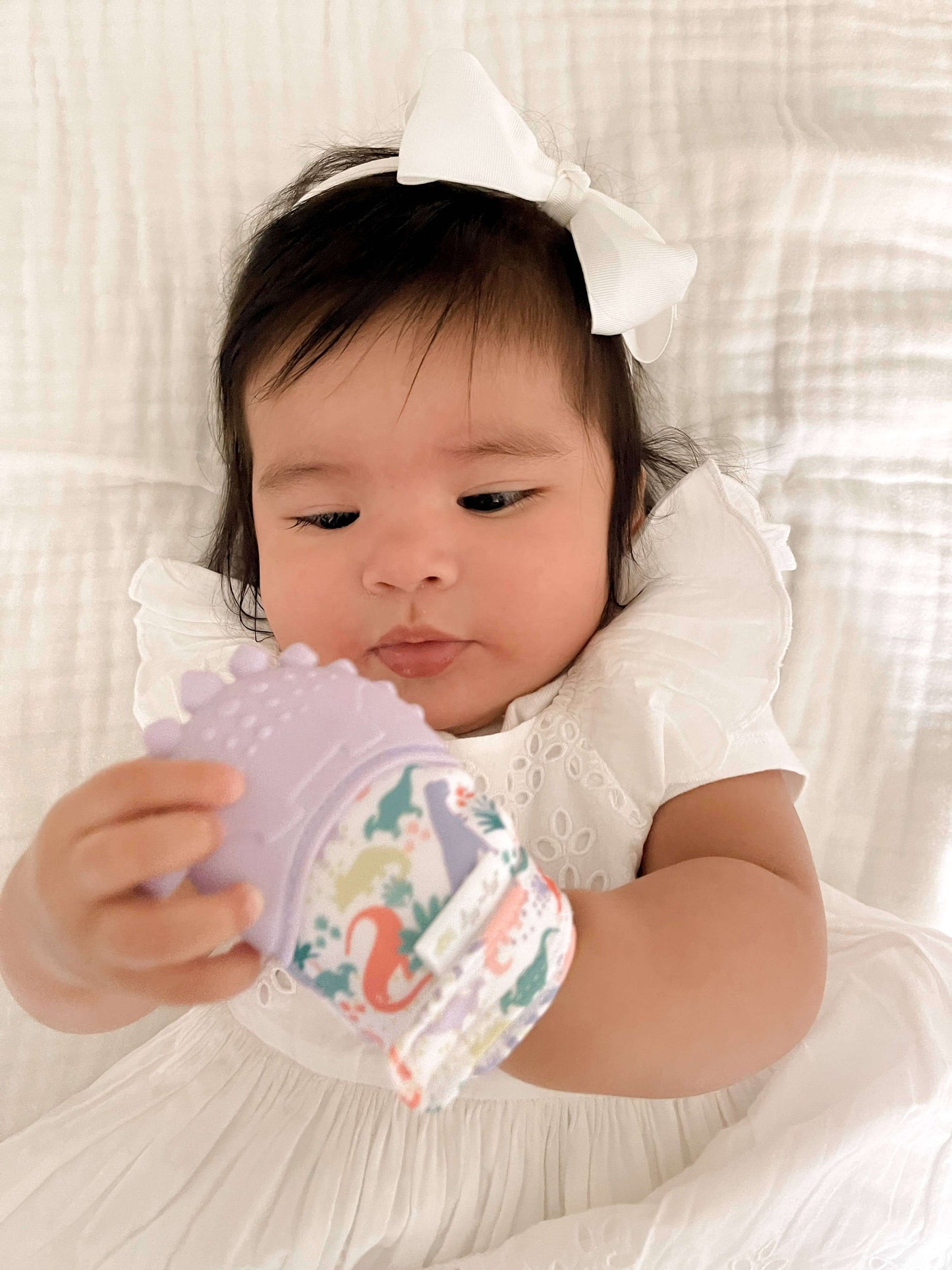 Itzy Mitt Silicone Teething Mitts: Highland Cow