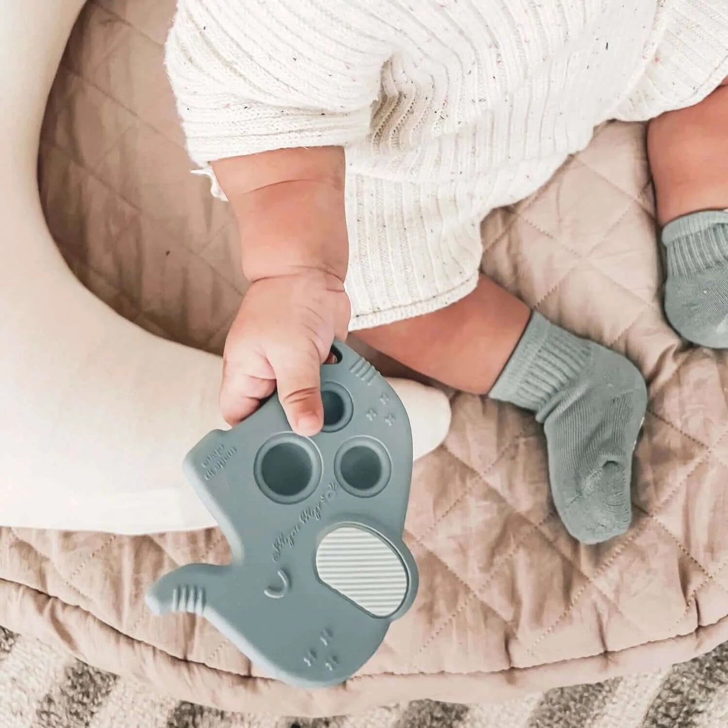 Elephant Itzy Pop, Itzy Ritzy, eco-friendly Toys, Mountain Kids Toys