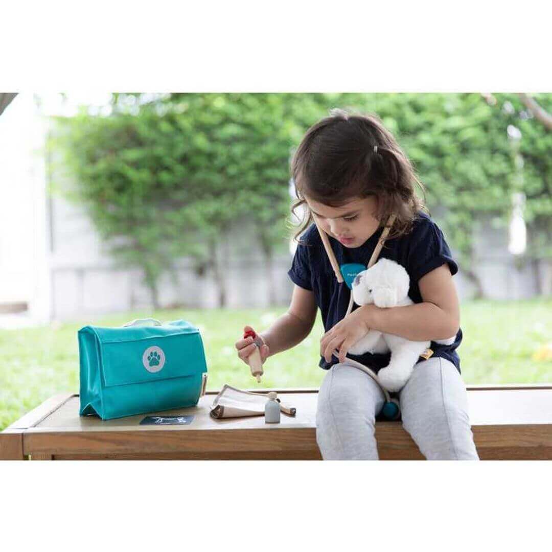 Vet Set, PlanToys USA, eco-friendly Toys, Mountain Kids Toys