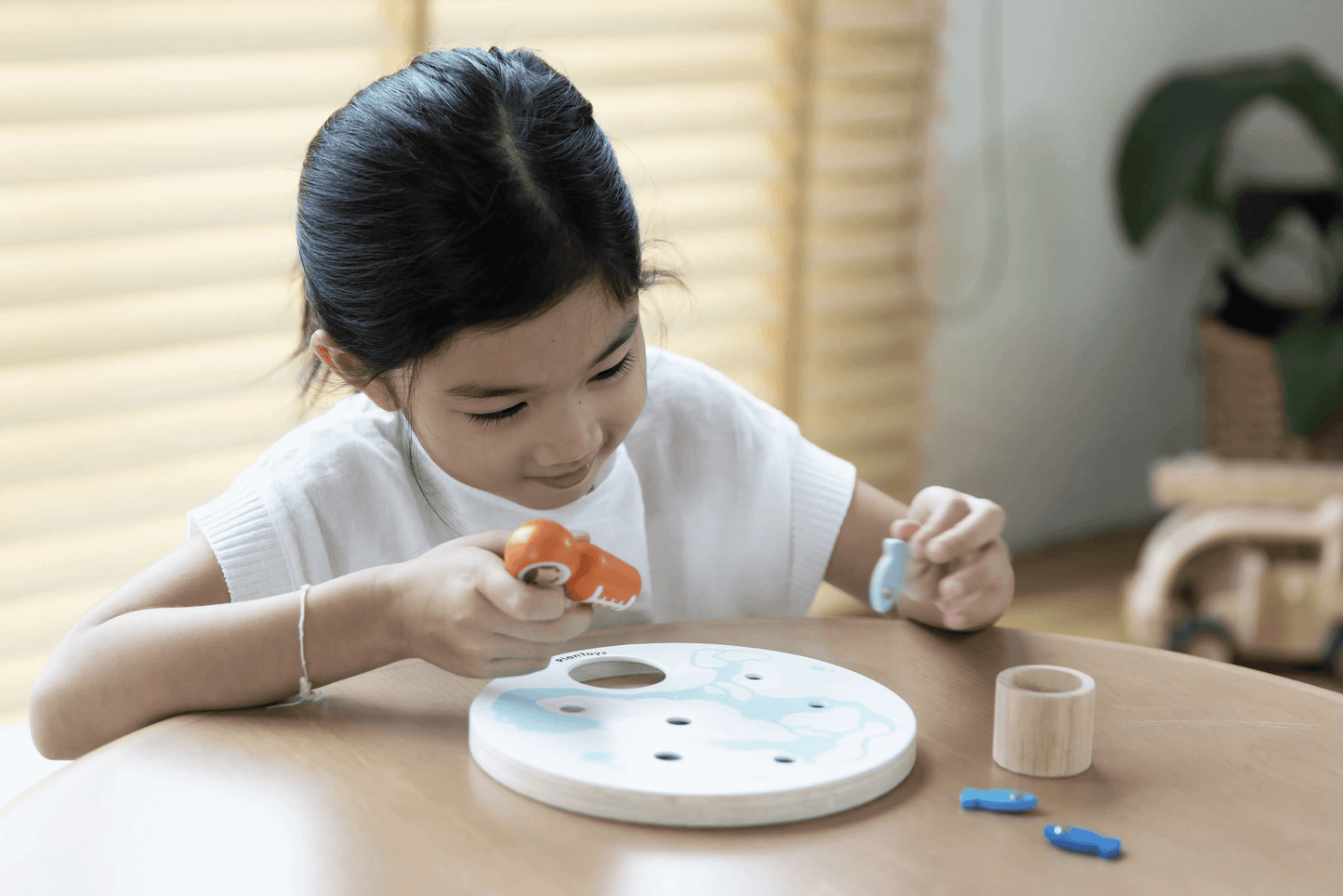 Ice Fishing Game, PlanToys, eco-friendly Toys, Mountain Kids Toys