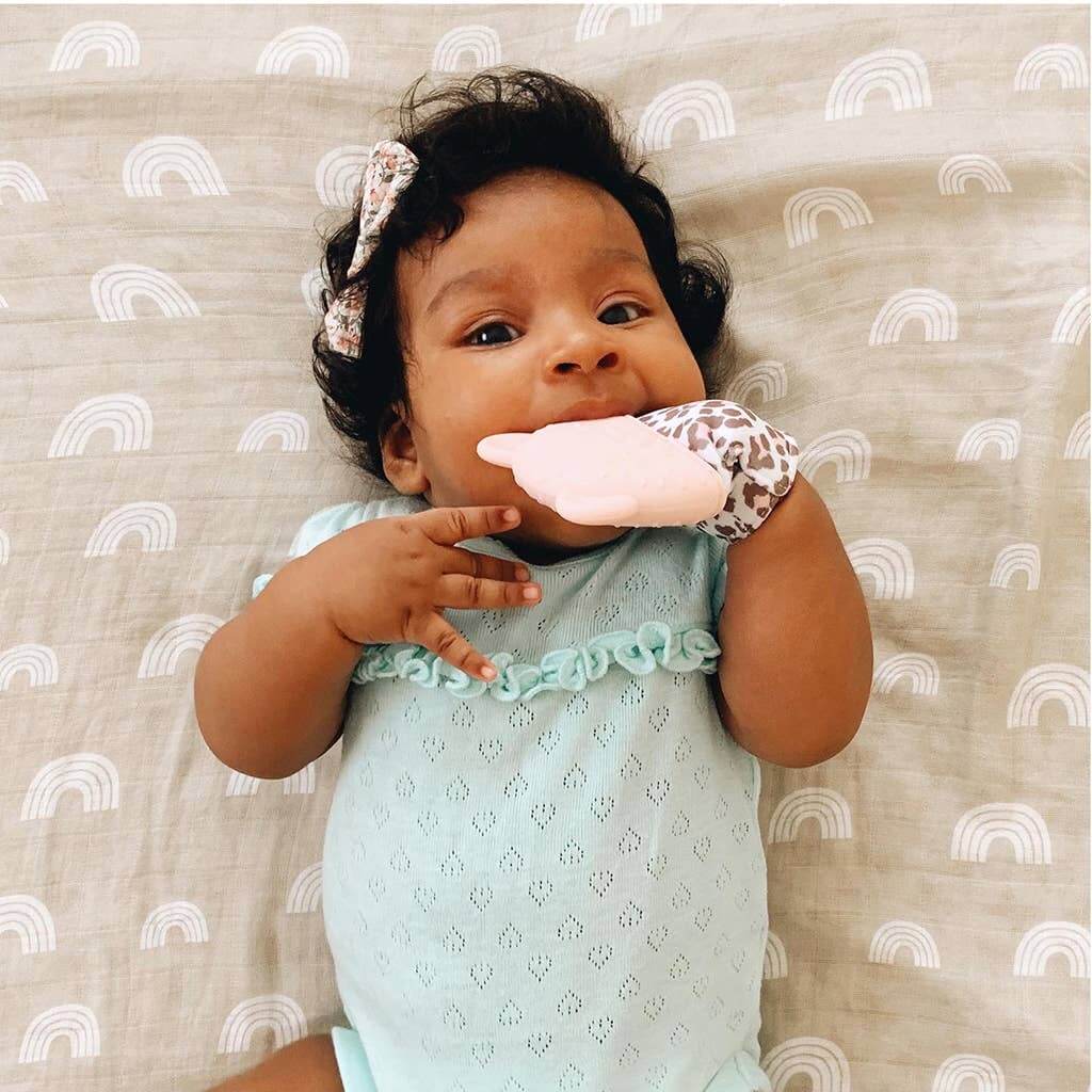 Itzy Mitt Silicone Teething Mitts: Highland Cow